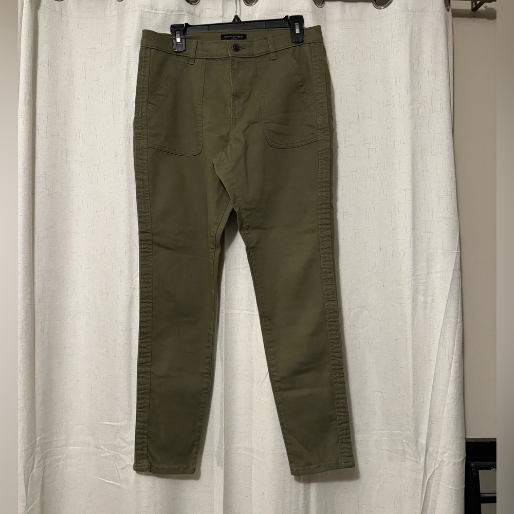Olive Green Banana Republic Pants Size 10